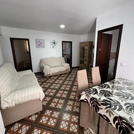 Alcornocales Apartment *